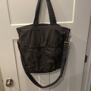 Thirty-One messenger bag